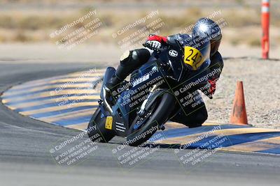 media/Mar-12-2022-SoCal Trackdays (Sat) [[152081554b]]/Turn 11 (1035am)/